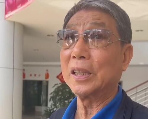 影片以鲜明的二维手绘美学与生活流的叙事风格，聚焦90年代南方艺术学院毕业生的精神世界，在传统与现代 动画电影《艺术学院1994》首映 仁科分享配音感受 2025-06-20 6月19日，动画电影《艺术学院1994》在京首映，导演刘健、出品人沈黎晖，制片人杨城、配音演员仁科等出席映后见面会，与观众互动交流。