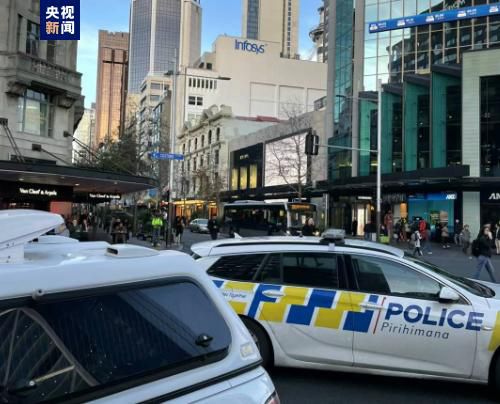 盘扣，一个中国传统服装中用于固定衣襟并兼具装饰功能的纽扣，正以一种势不可…… 2026-04-24 专访短剧演员王凯沐：含霸总量80% 走得稳比走得快更重要 今日影评+ CCTV6专业电影栏目 2026-04-29 M指数：五一假期来啦，跟着电影去旅游吧！