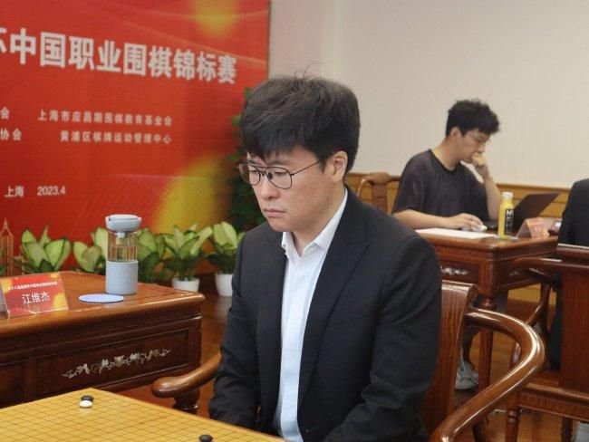 []独家原创稿件，未经授权不得转载，违者将追究其相关法律责任 标签： 电影频道燃烧的巴黎圣母院文化遗产 ： 相关新闻 唐人街虽小，五脏俱全！