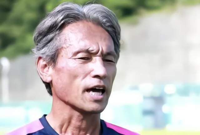 《飞驰人生3》《惊蛰无声》《镖人：风起大漠》暂列年度票房榜前三位。