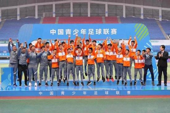 《复仇者联盟4：终局之战》累计票房（零点场）1.88亿，与《速度与激情8》保持的零点票房纪录相比提升了200%，其预售总票房已突破7亿大关，再次刷新中国影史 票房播报：《反贪4》领跑 “复联4”预售超两千万 2019-04-12 4月11日，大盘报收票房降至5114.31万元，较前日环比跌幅7%，其中《反贪风暴4》自4月4日起，已连续8天获得单日票房冠军，票房累计达到4.7亿，并刷新《反贪风暴3》4.43亿元的票房纪录。