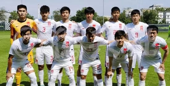 刘浩存×文淇角逐金熊奖 2025-02-05 近日，入围第75届柏林国际电影节主竞赛单元的电影《想飞的女孩》公布首映海报，宣布将于当地时间2月17日举行首映，届时主创们也将出席首映红毯。