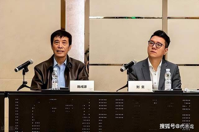 AI遇上手搓方向盘，谁赢？