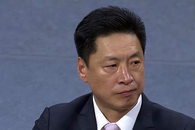 光头强想了好多年想要一头头发，这次好不容易有机会，但在电影后面可能不能保有这一头秀发了，他为此很伤心。