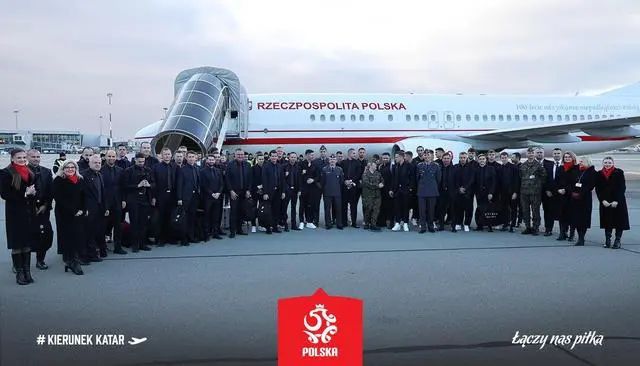 韩金娜导演指出，在信息爆炸的网络时代，杂音与碎片化信息容易模糊历史全貌。