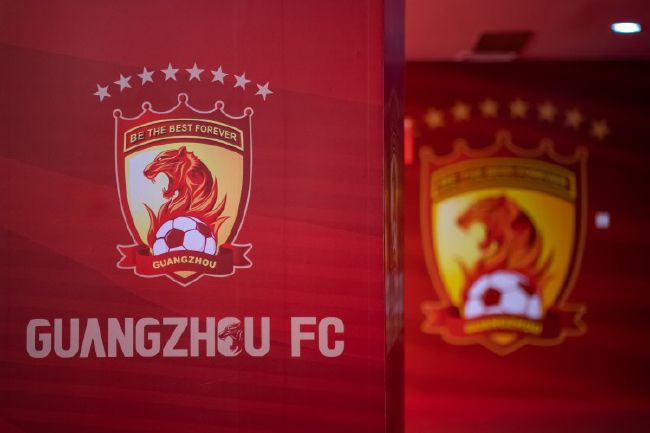 张晋锋特别提到影片中“第八个梦”的数字迷墙场景，认为其成功将数学天才的情感世界具象化，极具艺术感染力。