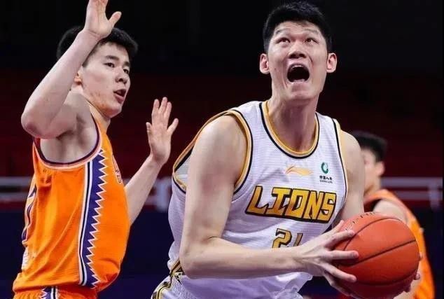 《人潮汹涌》单日票房529万，累计票房即将突破7亿。