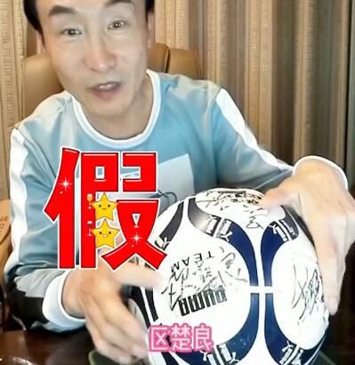 主演新剧《肯尼迪》聚焦著名政治家族 2 堪比时装周!