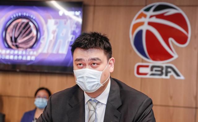 今年开幕式上创新设立的“签约比武大会”形式，更是把“培训-演出-签约”的闭环直接呈现在台前。